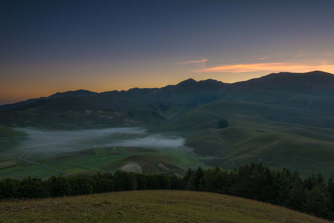 Castelluccio Fioritura Nikon School Workshop Paesaggio Notturna Via Lattea Startrail 00007