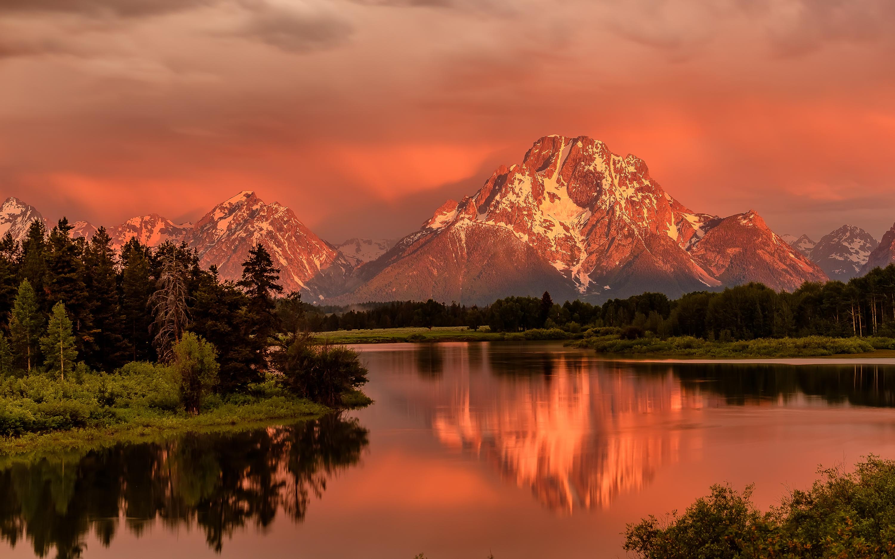 Grand Teton Mountains From Oxbow Bend On The Snake River At Sunr