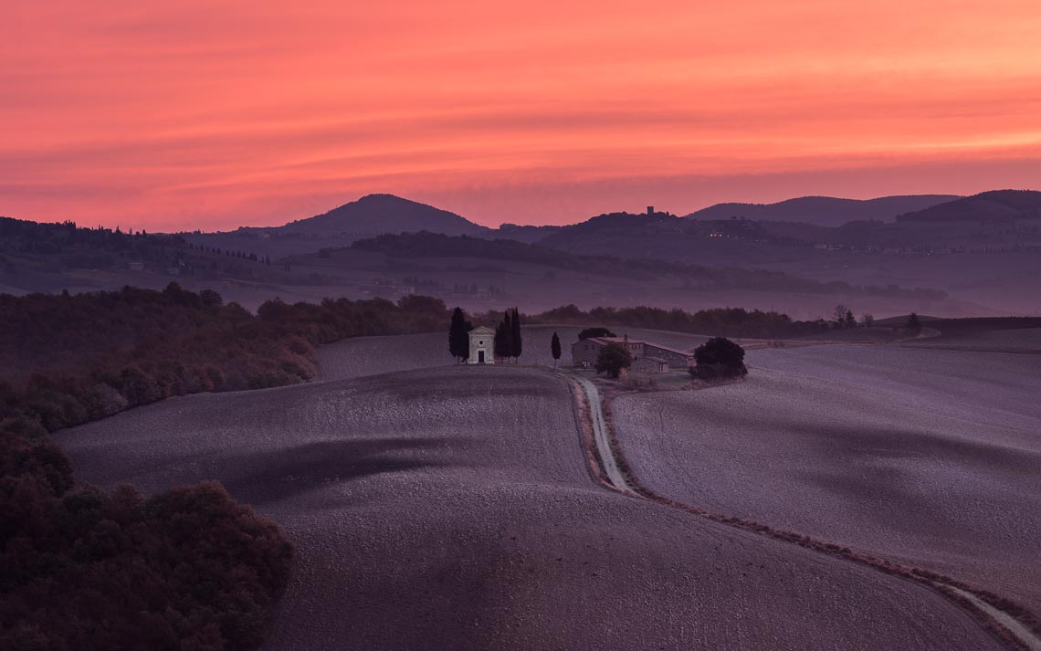 Val Orcia Toscana Nikon School Workshop Paesaggio Notturna Via Lattea Startrail 00074