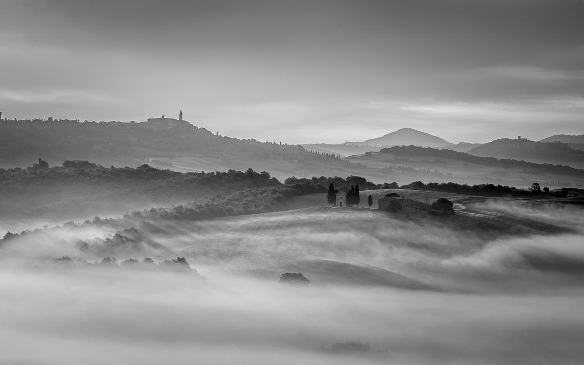 val orcia toscana nikon school workshop paesaggio notturna via lattea startrail 00045