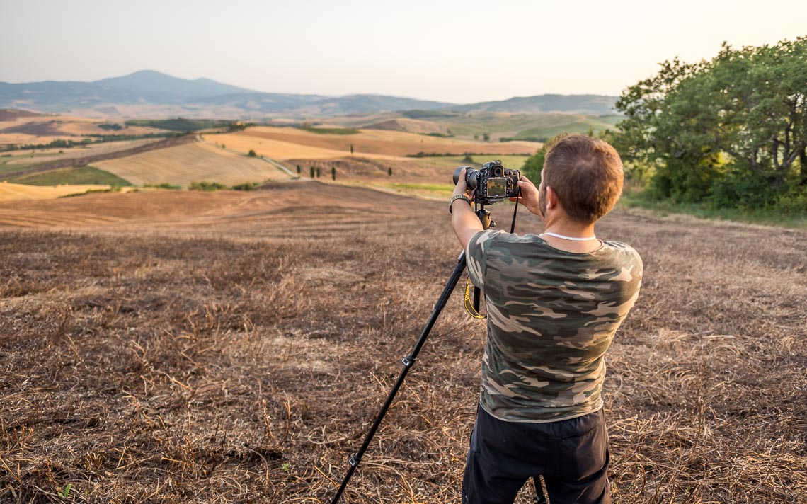 Val Orcia Toscana Nikon School Workshop Paesaggio Notturna Via Lattea Startrail 00060