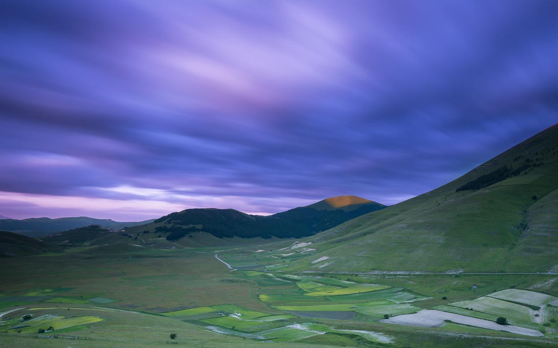 Castelluccio Fioritura Nikon School Workshop Paesaggio Notturna Via Lattea Startrail 00004