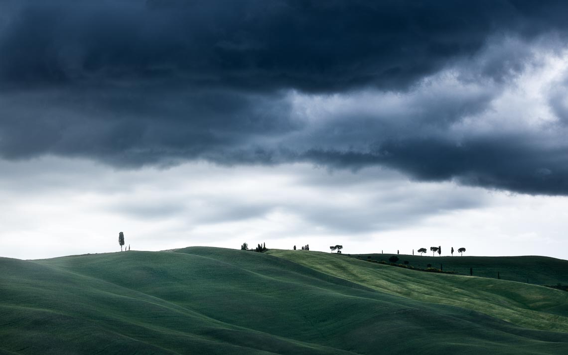 Val Orcia Toscana Nikon School Workshop Paesaggio Notturna Via Lattea Startrail 00086