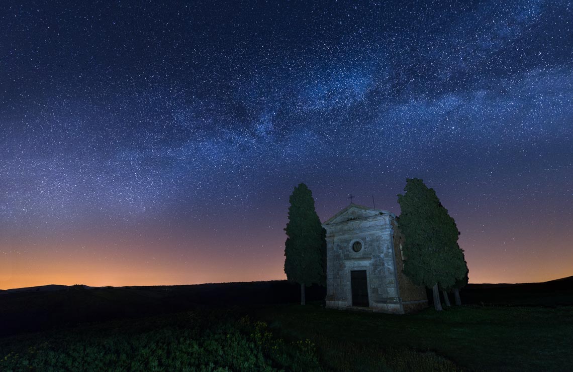 Val Orcia Toscana Nikon School Workshop Paesaggio Notturna Via Lattea Startrail 00003