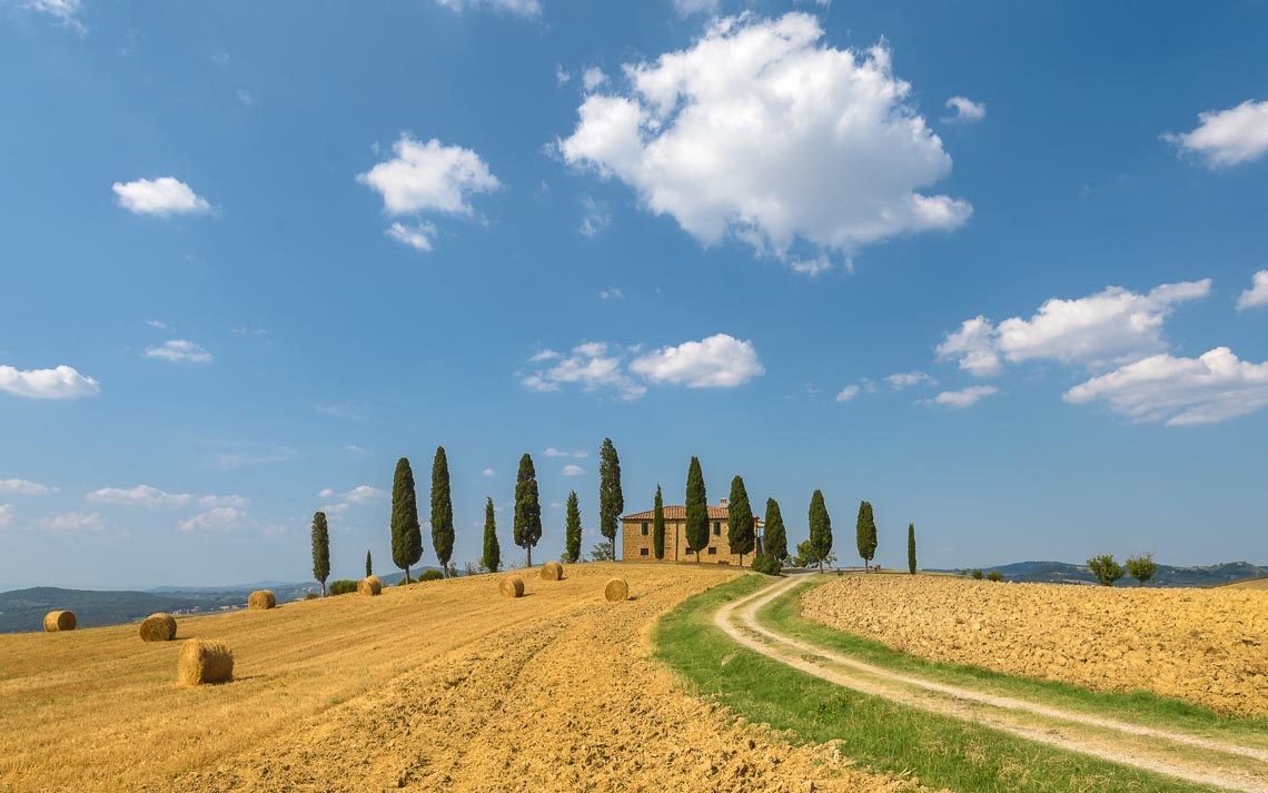 Val Orcia Toscana Nikon School Workshop Paesaggio Notturna Via Lattea Startrail 00016