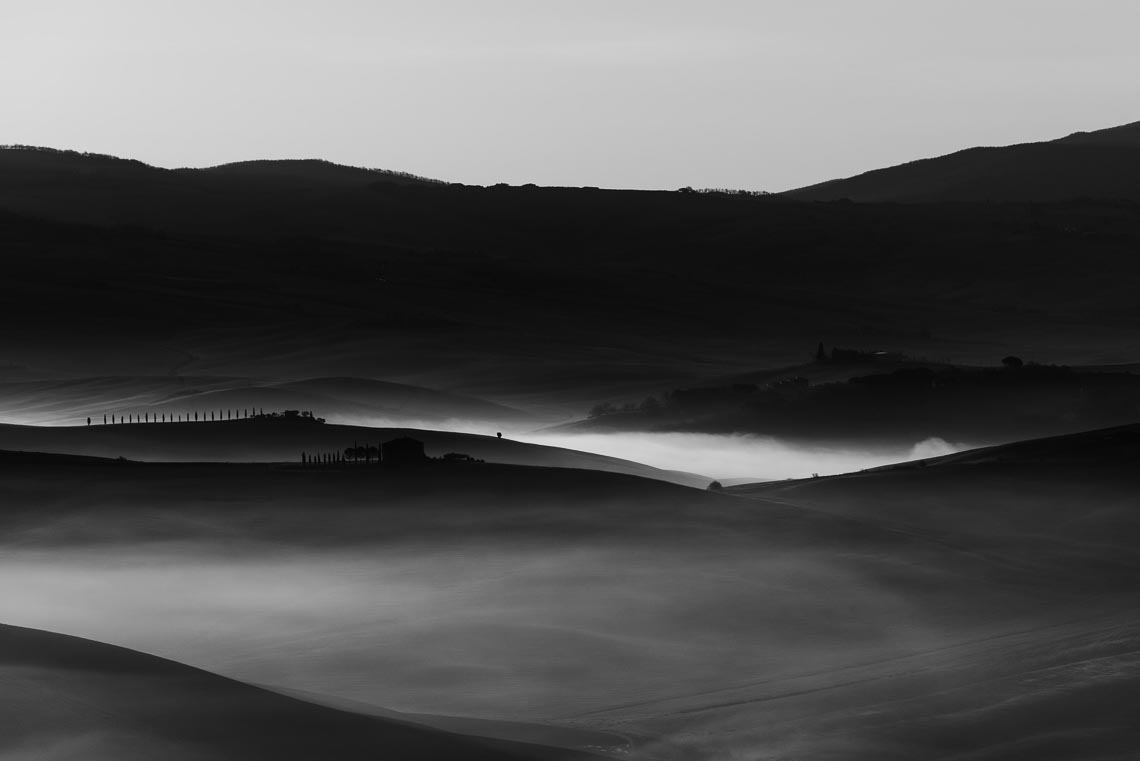 Val Orcia Toscana Nikon School Workshop Paesaggio Notturna Via Lattea Startrail 00024