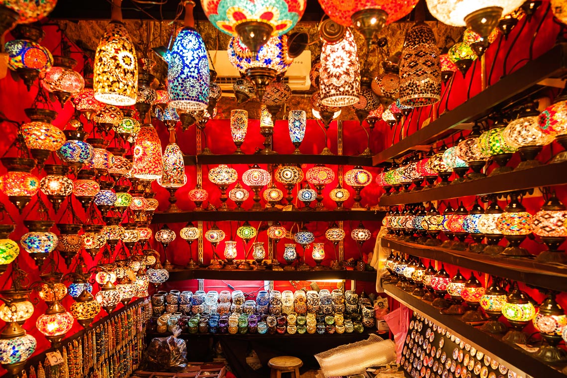 Bazaar: Lamps And Lanterns