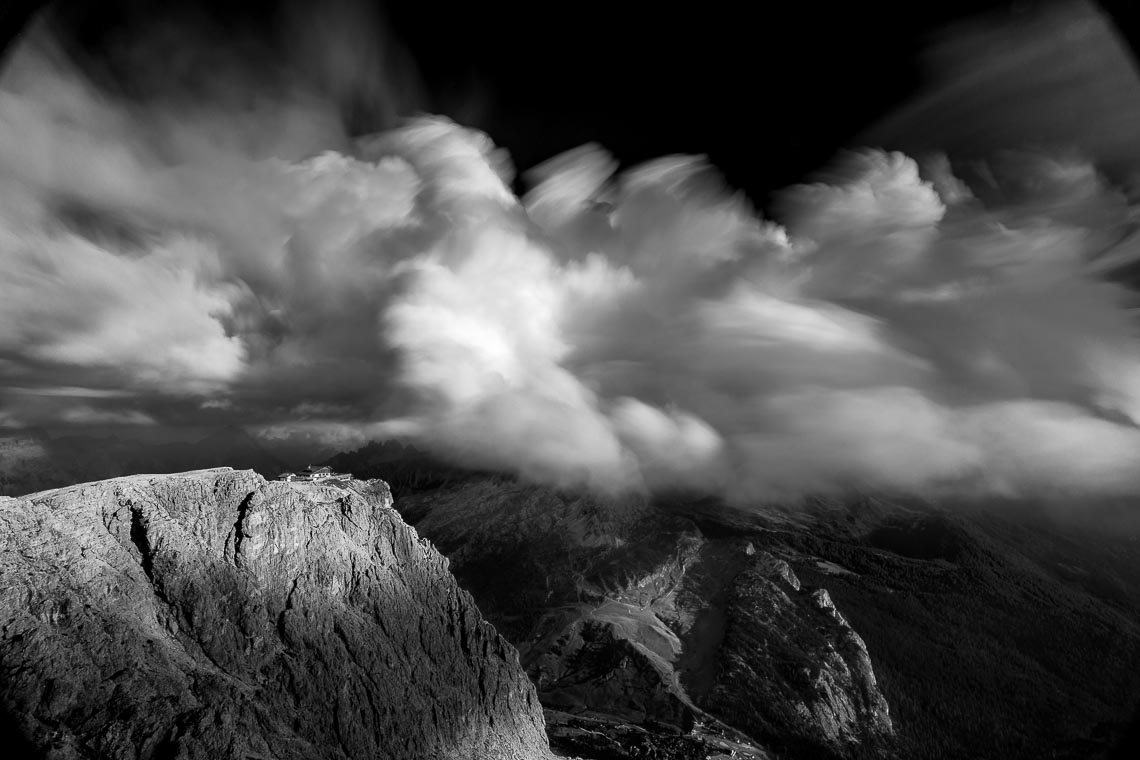 Dolomiti Nikon School Workshop Paesaggio Notturna Via Lattea Startrail 00012