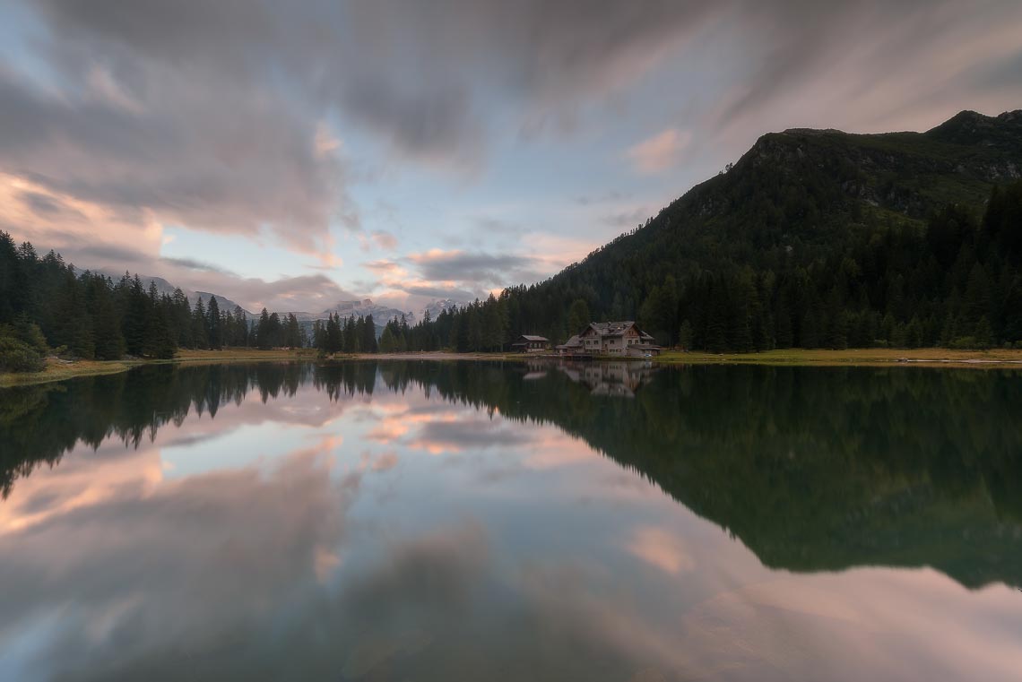 Dolomiti Foliage Autunno Nikon School Workshop Paesaggio Notturna Via Lattea Startrail 00002