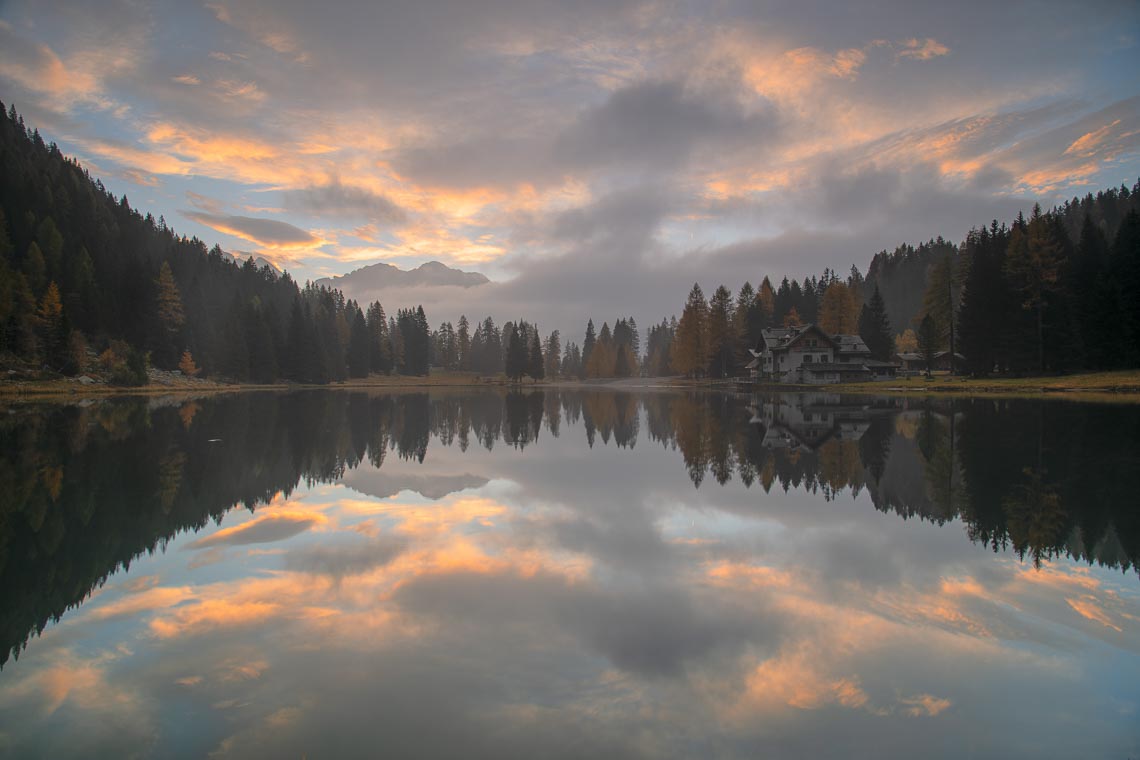 Dolomiti Foliage Autunno Nikon School Workshop Paesaggio Notturna Via Lattea Startrail 00023