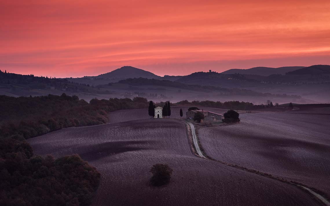 Val Orcia Toscana Nikon School Workshop Paesaggio Notturna Via Lattea Startrail 00012
